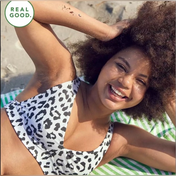 AERIE Scoop Neck Animal Print Bikini Swim Top NWT Sz Medium - Picture 2 of 13